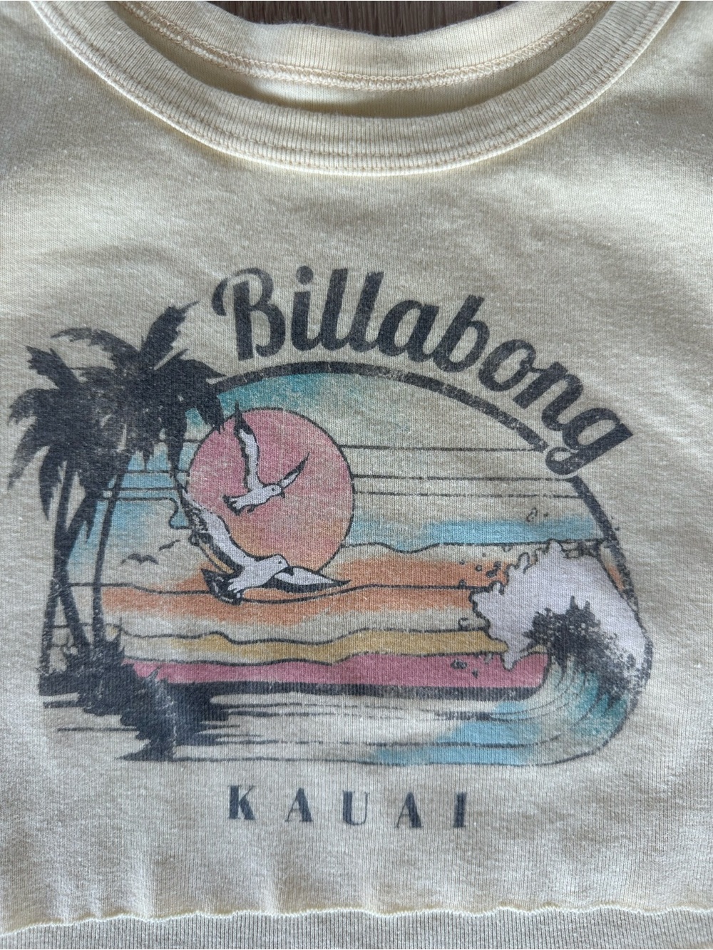 Billabong Cropped Tank - Picture 2 of 4